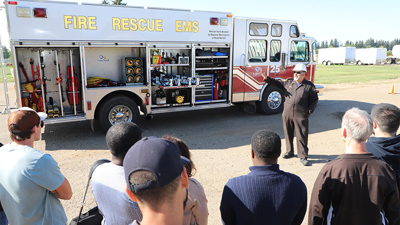 Future students and families tour the ETC grounds