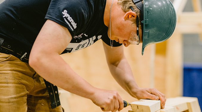 Tyler Bendfeld competes at Skills Canada