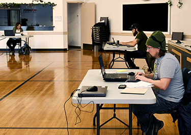 Lakeland students at community tax return service