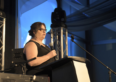 Jennifer Heculuck, a university transfer student and Support Our Students (SOS) Enhanced Bursary Fund recipient shared her Lakeland story with gala attendees.