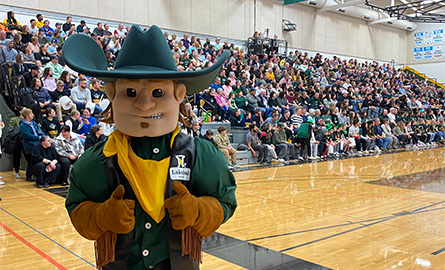 Rowdy and a packed gym