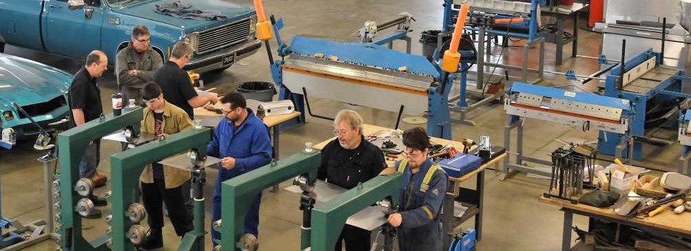 Vehicle restoration banner